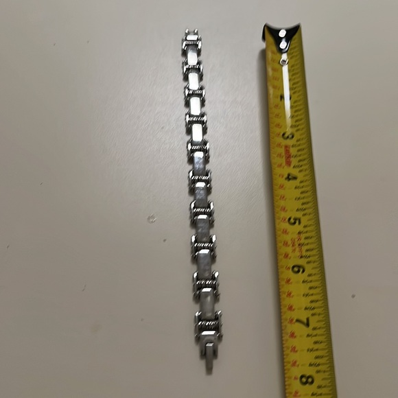 Stainless steel beautiful Braclet - Picture 6 of 6